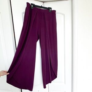 Betabrand Pants WOMENS Medium All Day Flowy Split Leg Pull On Purple
